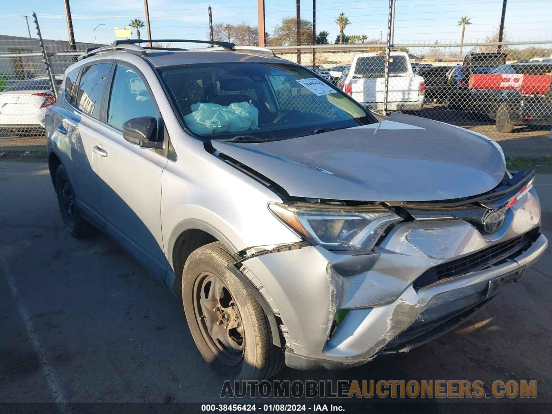 2T3ZFREV9HW368280 TOYOTA RAV4 2017