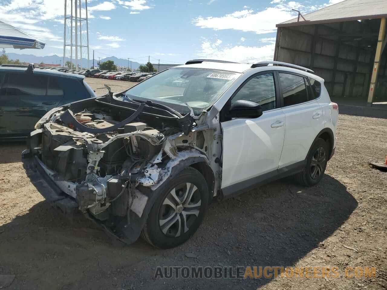 2T3ZFREV9HW371891 TOYOTA RAV4 2017