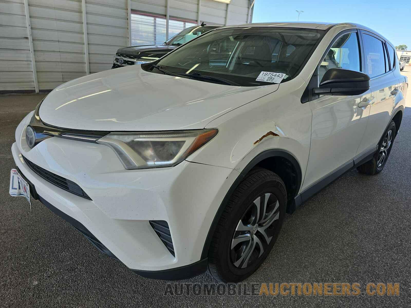 2T3ZFREV9JW471074 Toyota RAV4 2018