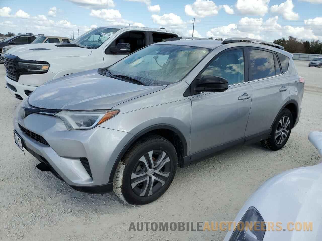 2T3ZFREVXHW333795 TOYOTA RAV4 2017