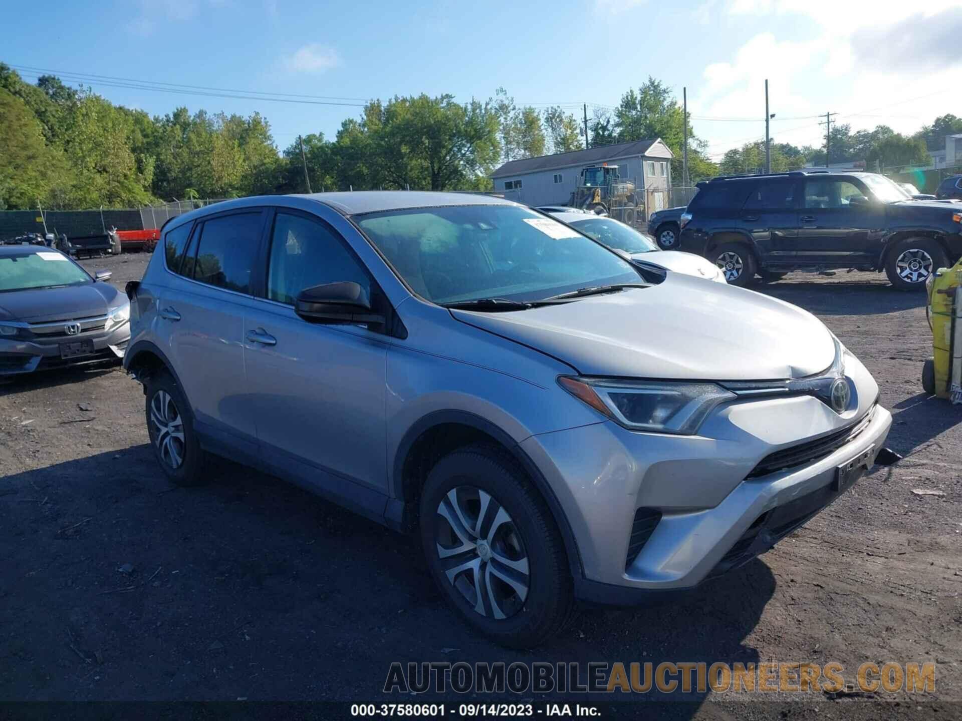 2T3ZFREVXHW365629 TOYOTA RAV4 2017