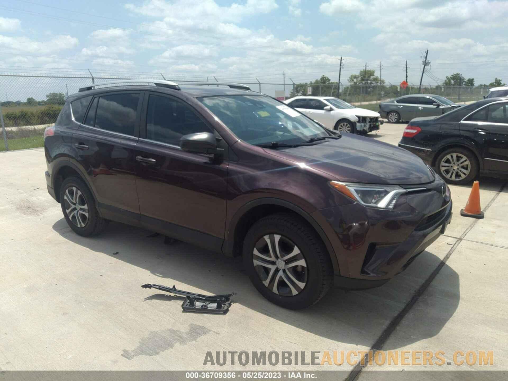 2T3ZFREVXHW366456 TOYOTA RAV4 2017