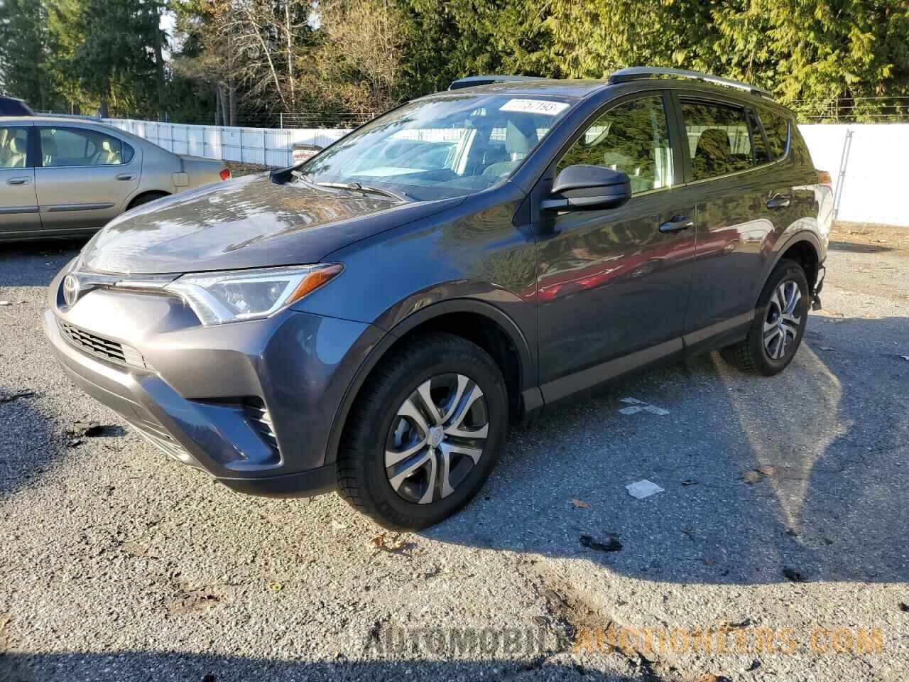 2T3ZFREVXHW374296 TOYOTA RAV4 2017