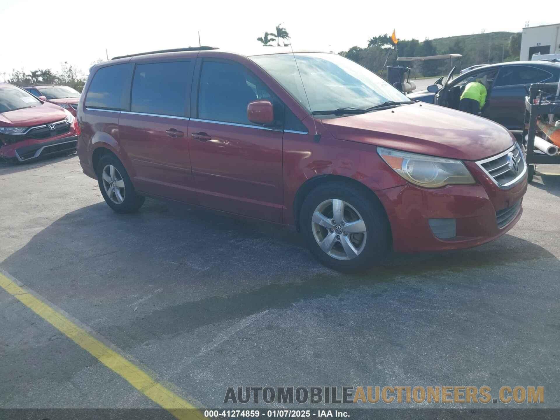 2V4RW3DG5BR691524 VOLKSWAGEN ROUTAN 2011