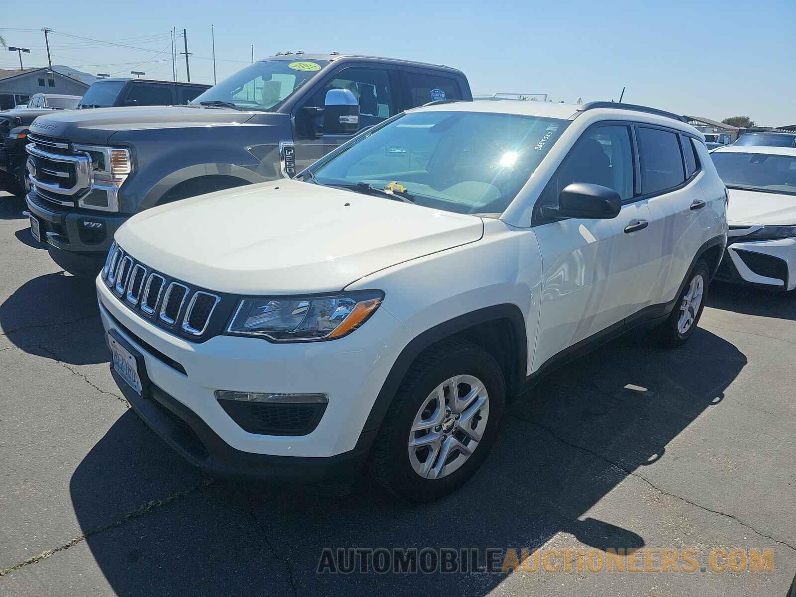 3C4NJCAB2JT469261 Jeep Compass 2018