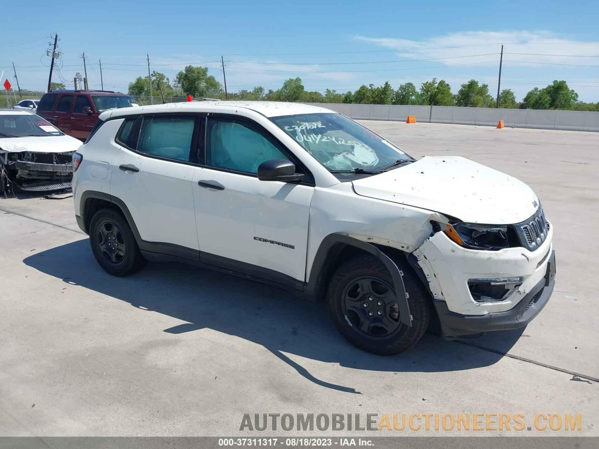 3C4NJCAB3KT677649 JEEP COMPASS 2019