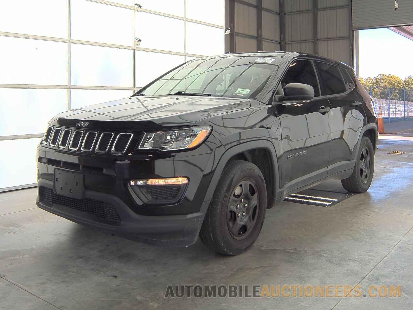 3C4NJCAB5JT212188 Jeep Compass 2018