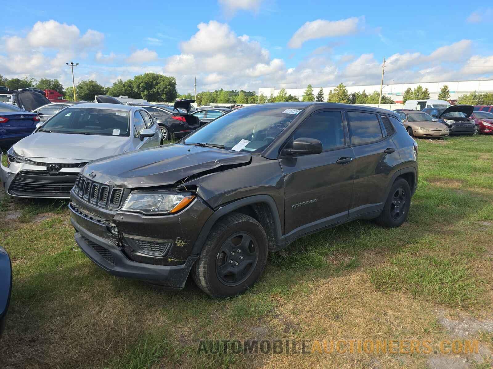 3C4NJCAB5JT250889 Jeep Compass 2018