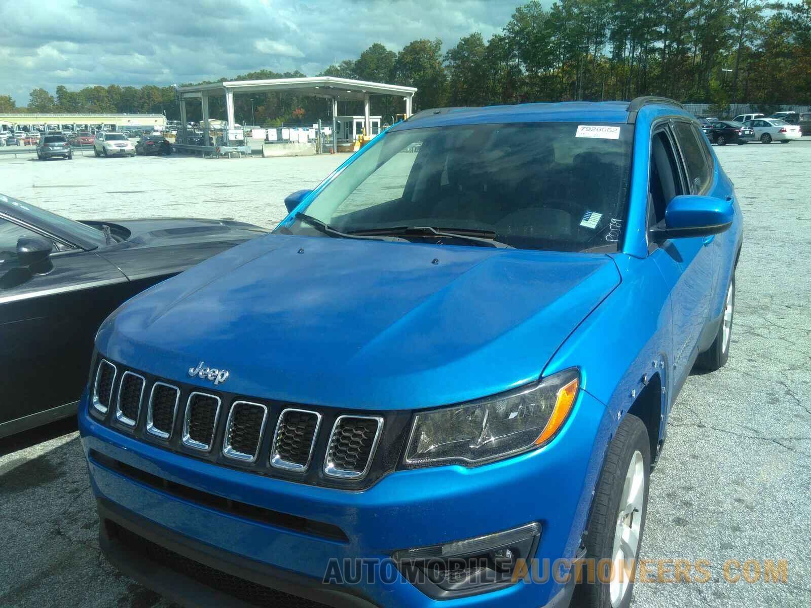 3C4NJCBB0JT338456 Jeep Compass 2018