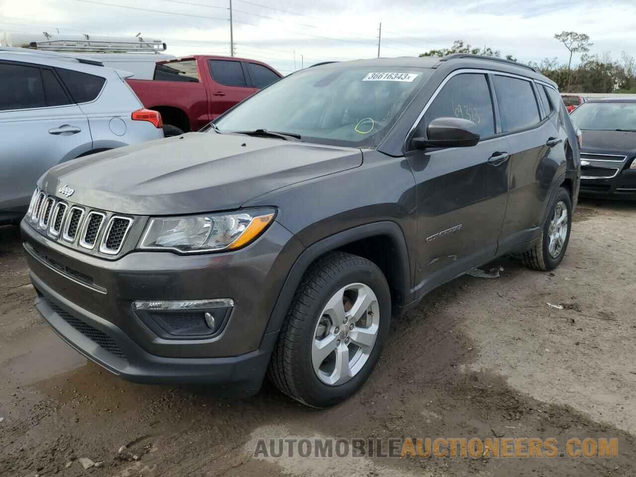 3C4NJCBB1JT235370 JEEP COMPASS 2018