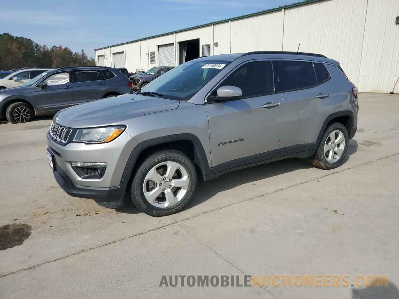 3C4NJCBB1KT685392 JEEP COMPASS 2019