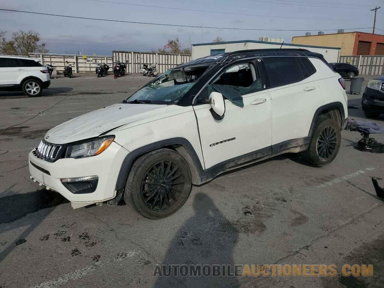 3C4NJCBB2JT122401 JEEP COMPASS 2018