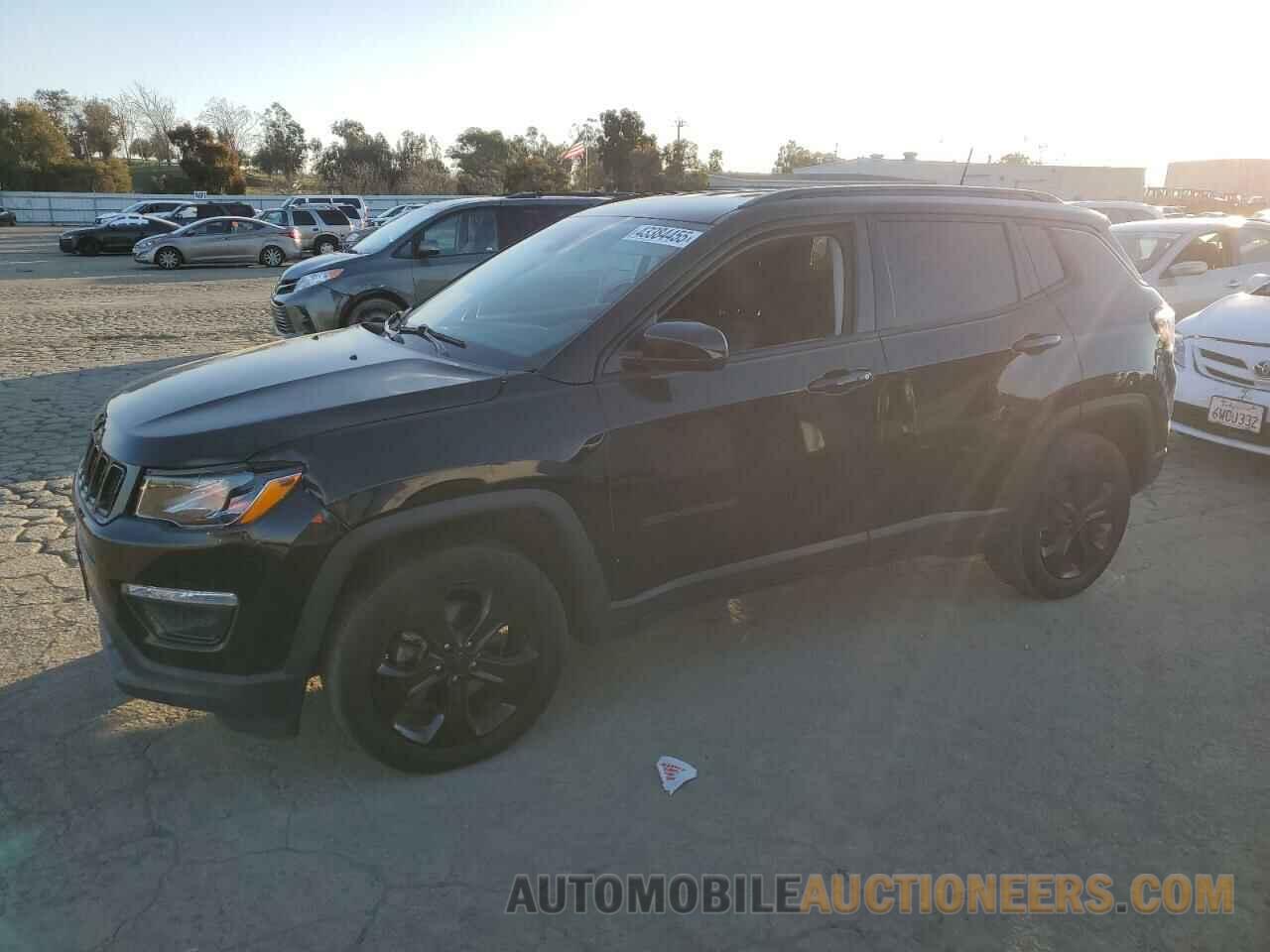 3C4NJCBB2JT502015 JEEP COMPASS 2018