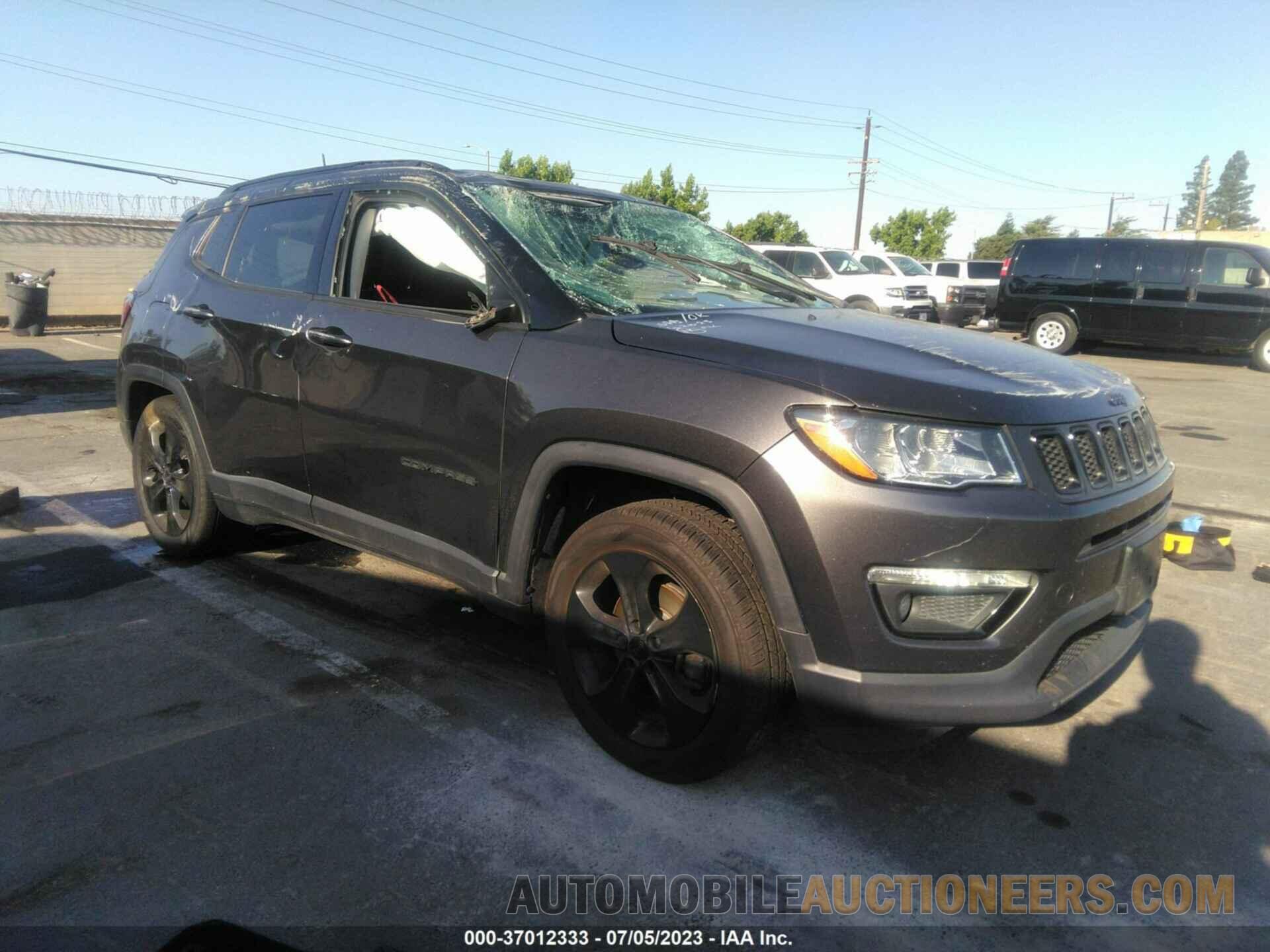 3C4NJCBB3KT726945 JEEP COMPASS 2019