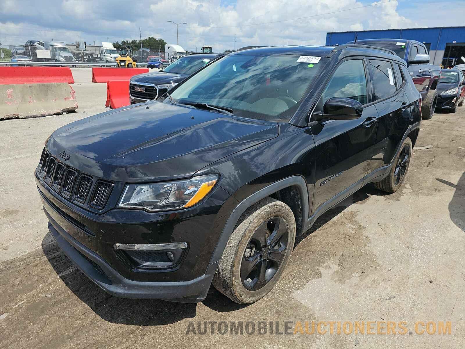 3C4NJCBB4JT374408 Jeep Compass 2018