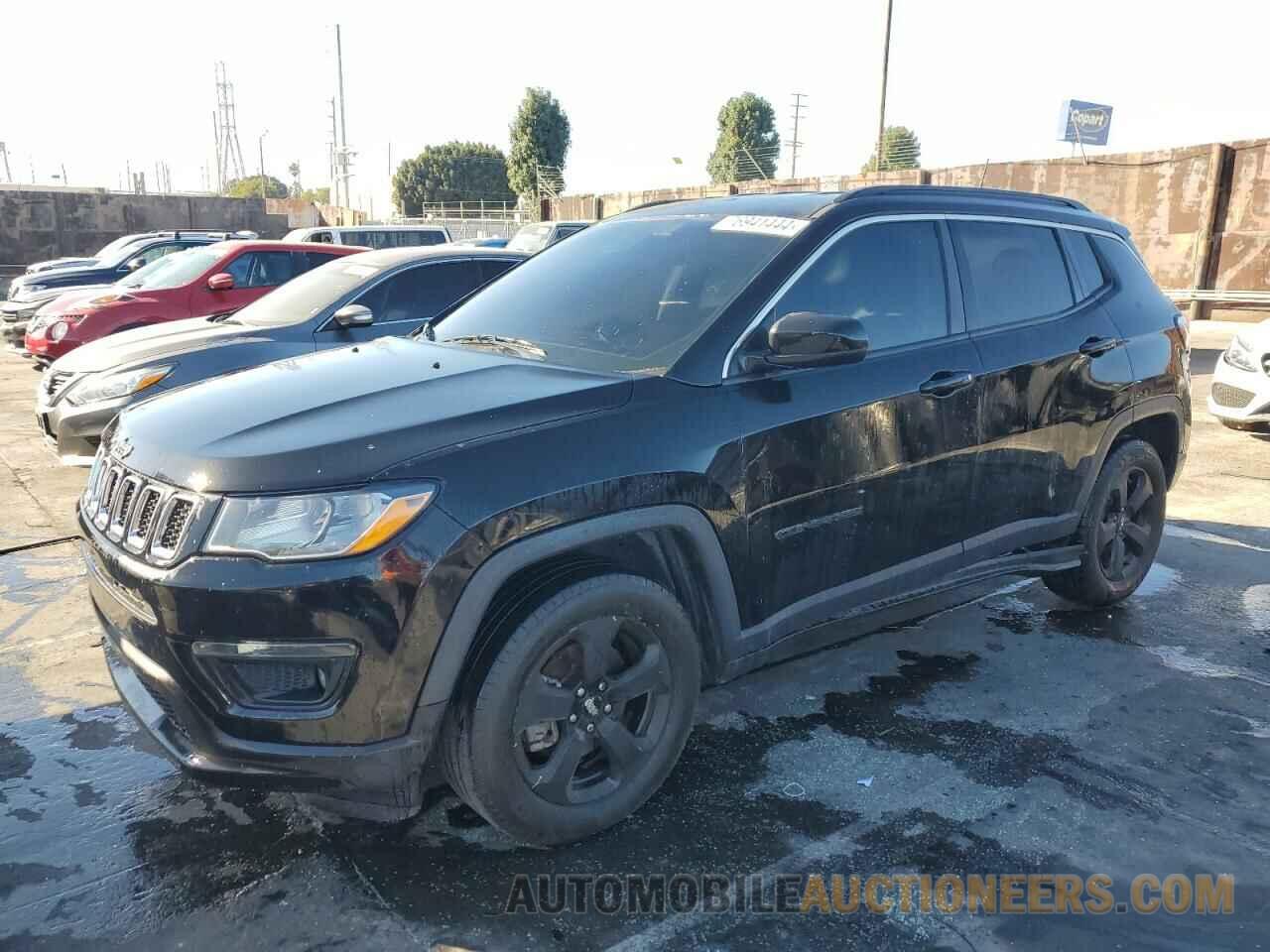 3C4NJCBB6JT266582 JEEP COMPASS 2018