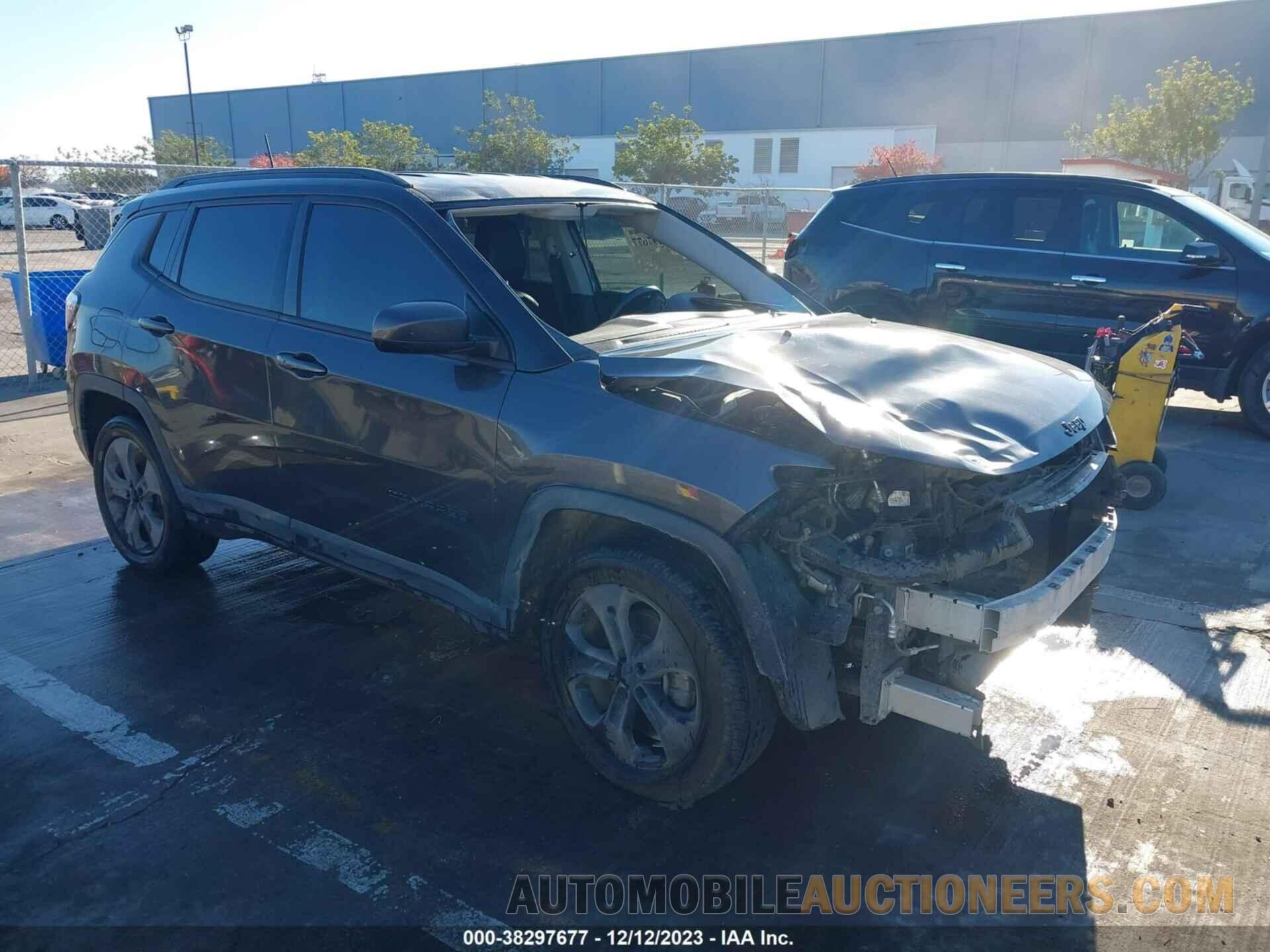 3C4NJCBB7JT407594 JEEP COMPASS 2018