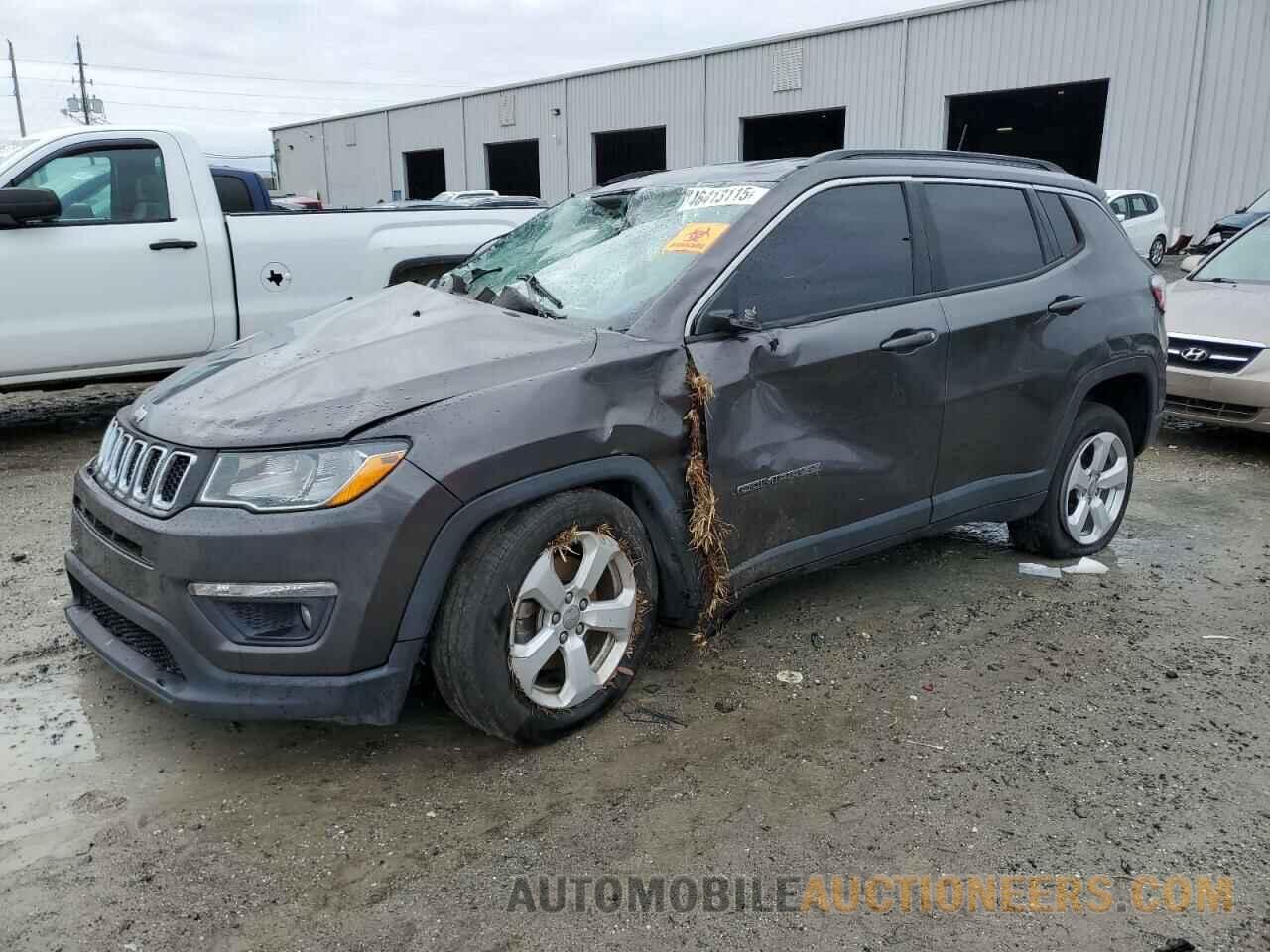 3C4NJCBB9JT328458 JEEP COMPASS 2018