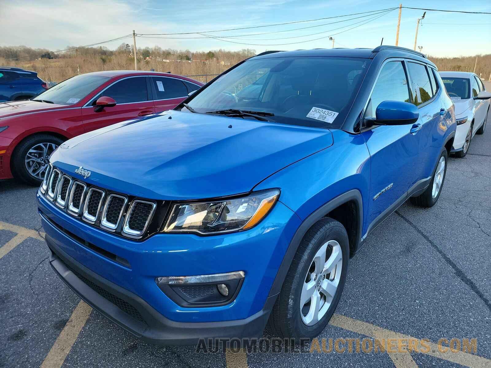 3C4NJCBB9JT425207 Jeep Compass 2018