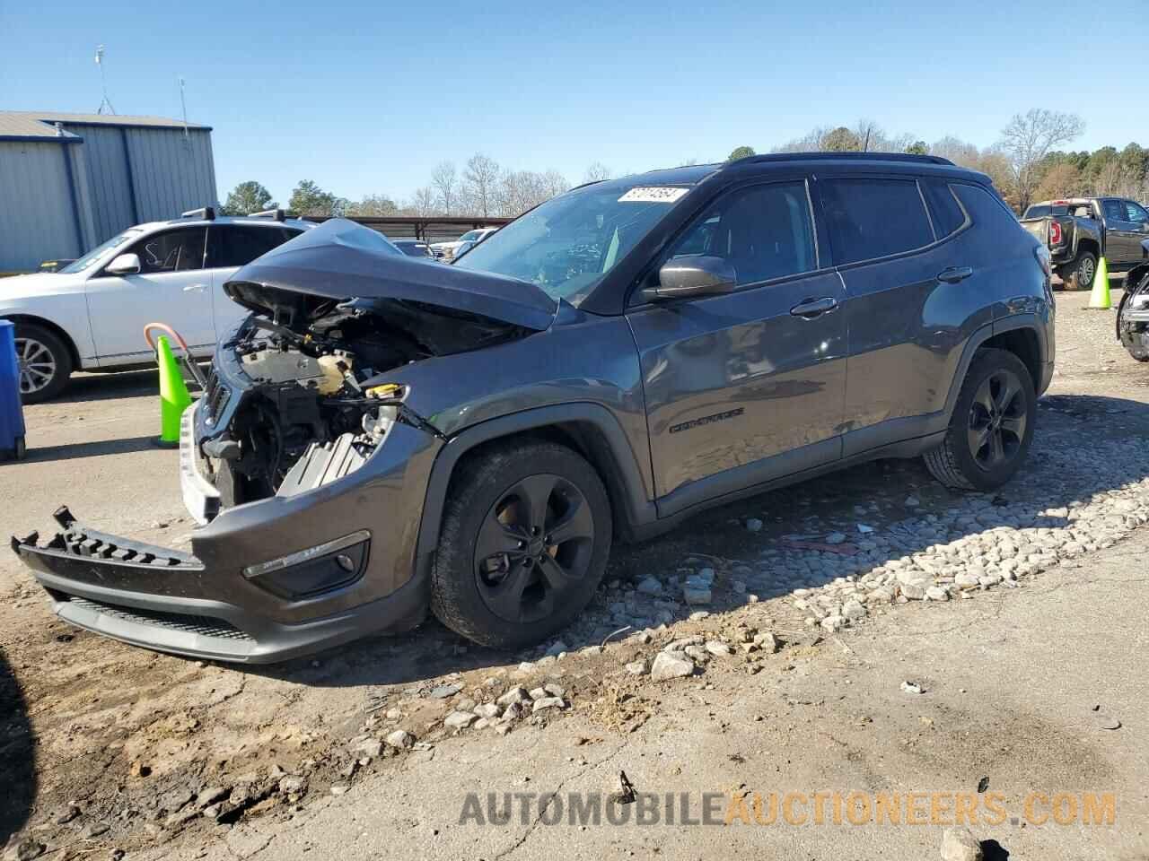 3C4NJCBBXJT460841 JEEP COMPASS 2018