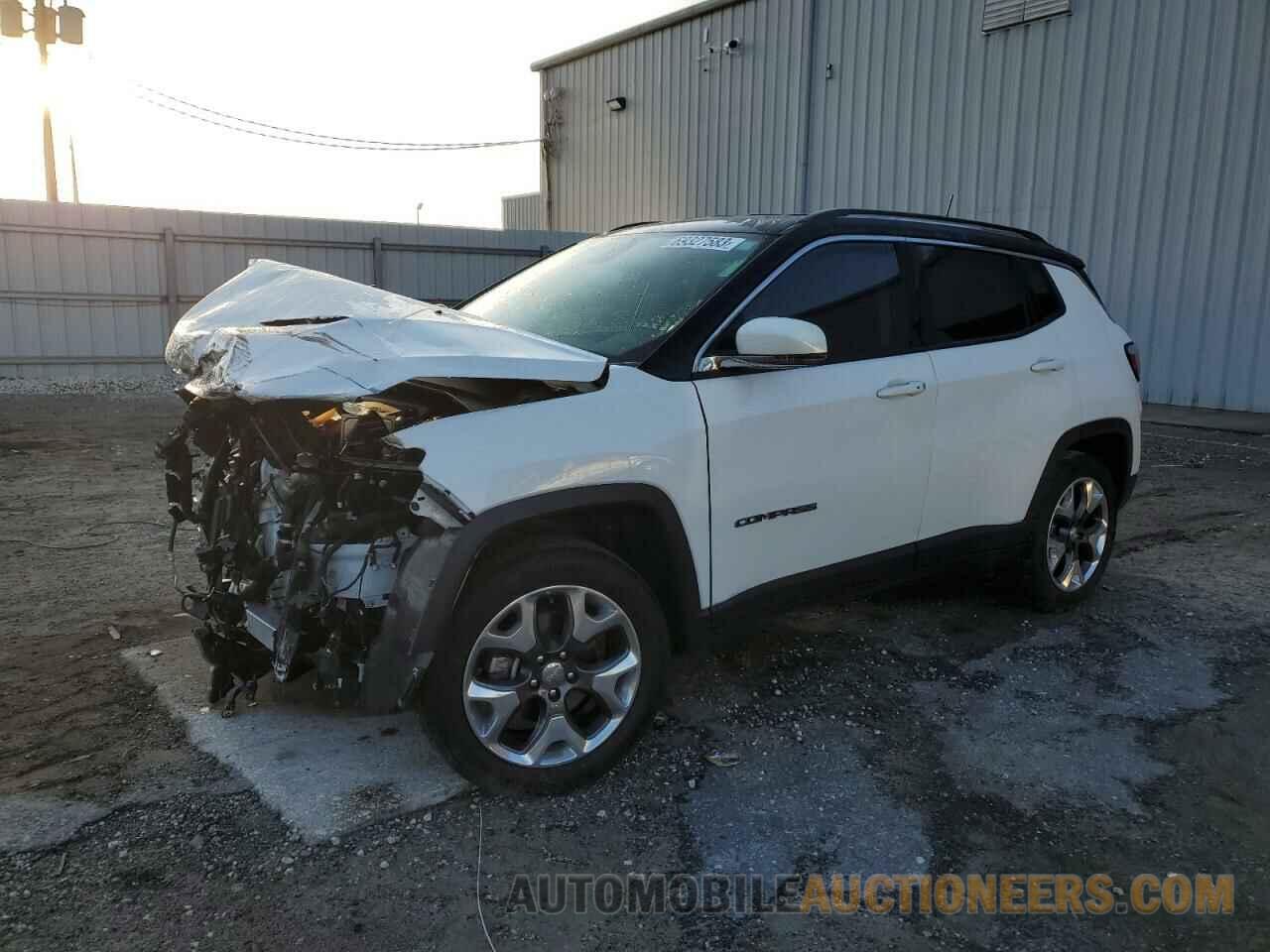 3C4NJCCB0JT308971 JEEP COMPASS 2018