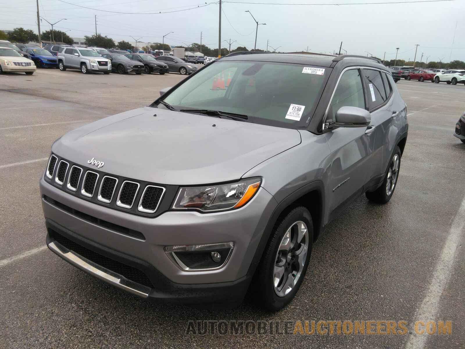 3C4NJCCB4JT488469 Jeep Compass 2018