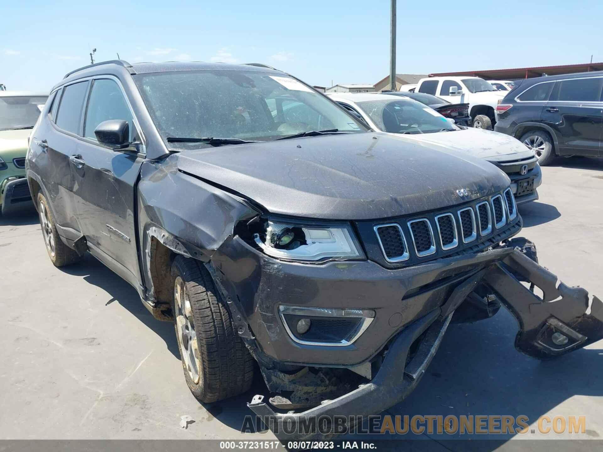 3C4NJCCB8JT358131 JEEP COMPASS 2018