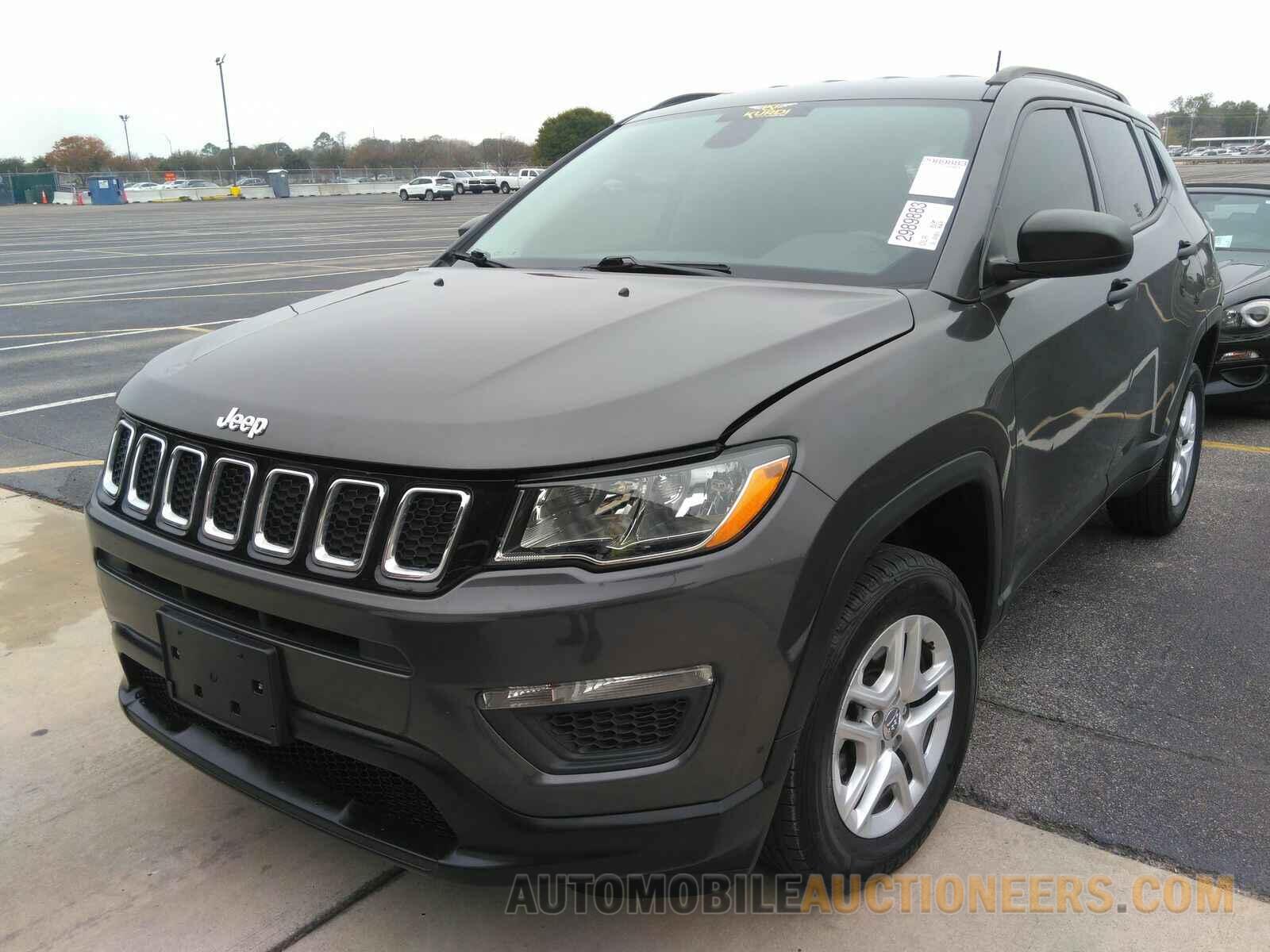 3C4NJDAB1JT113762 Jeep Compass 2018