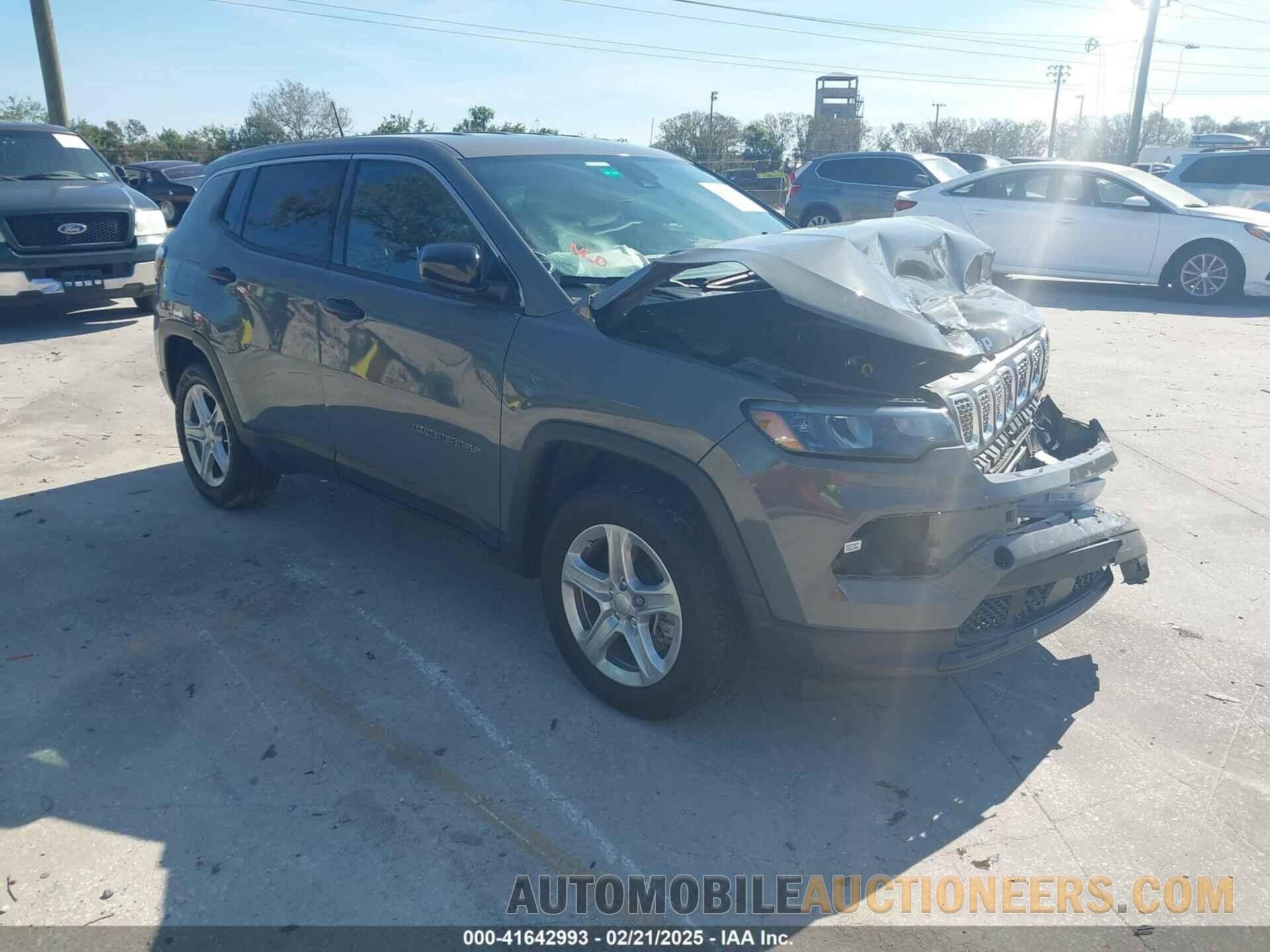 3C4NJDAN8PT529858 JEEP COMPASS 2023