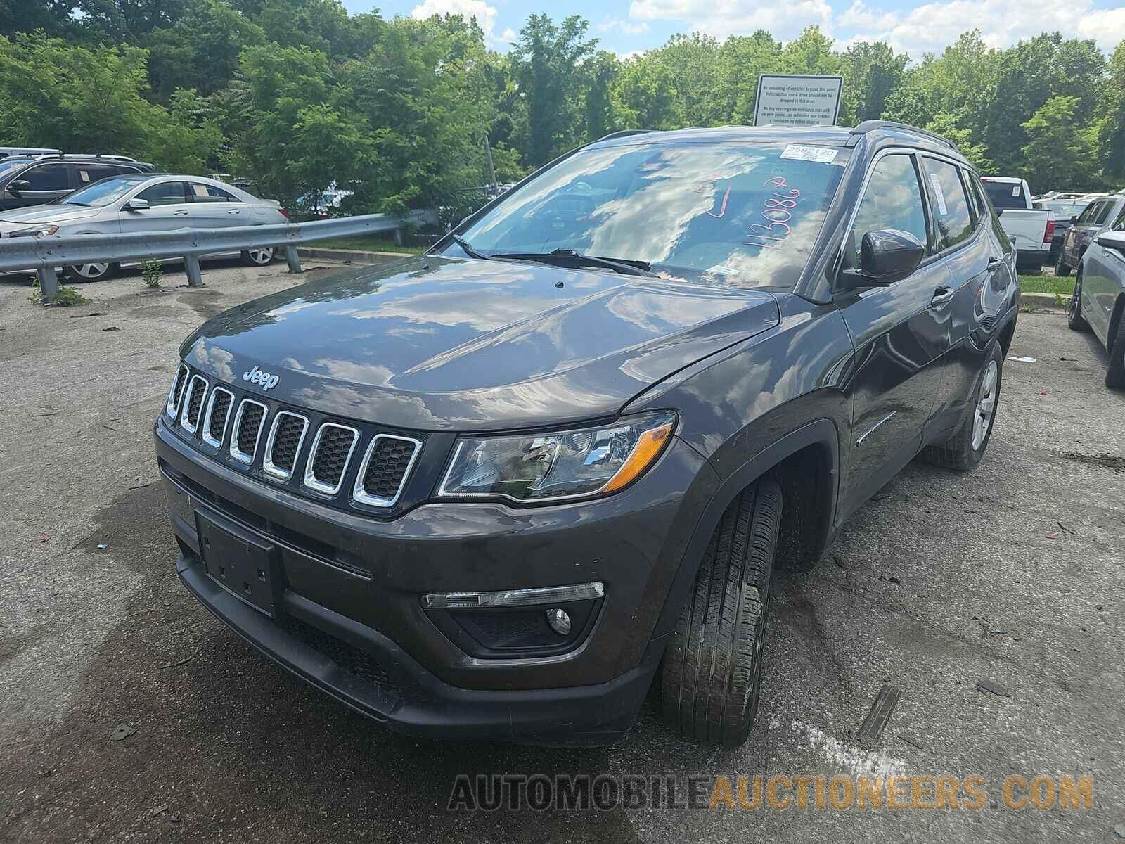 3C4NJDBB0JT113086 Jeep Compass 2018