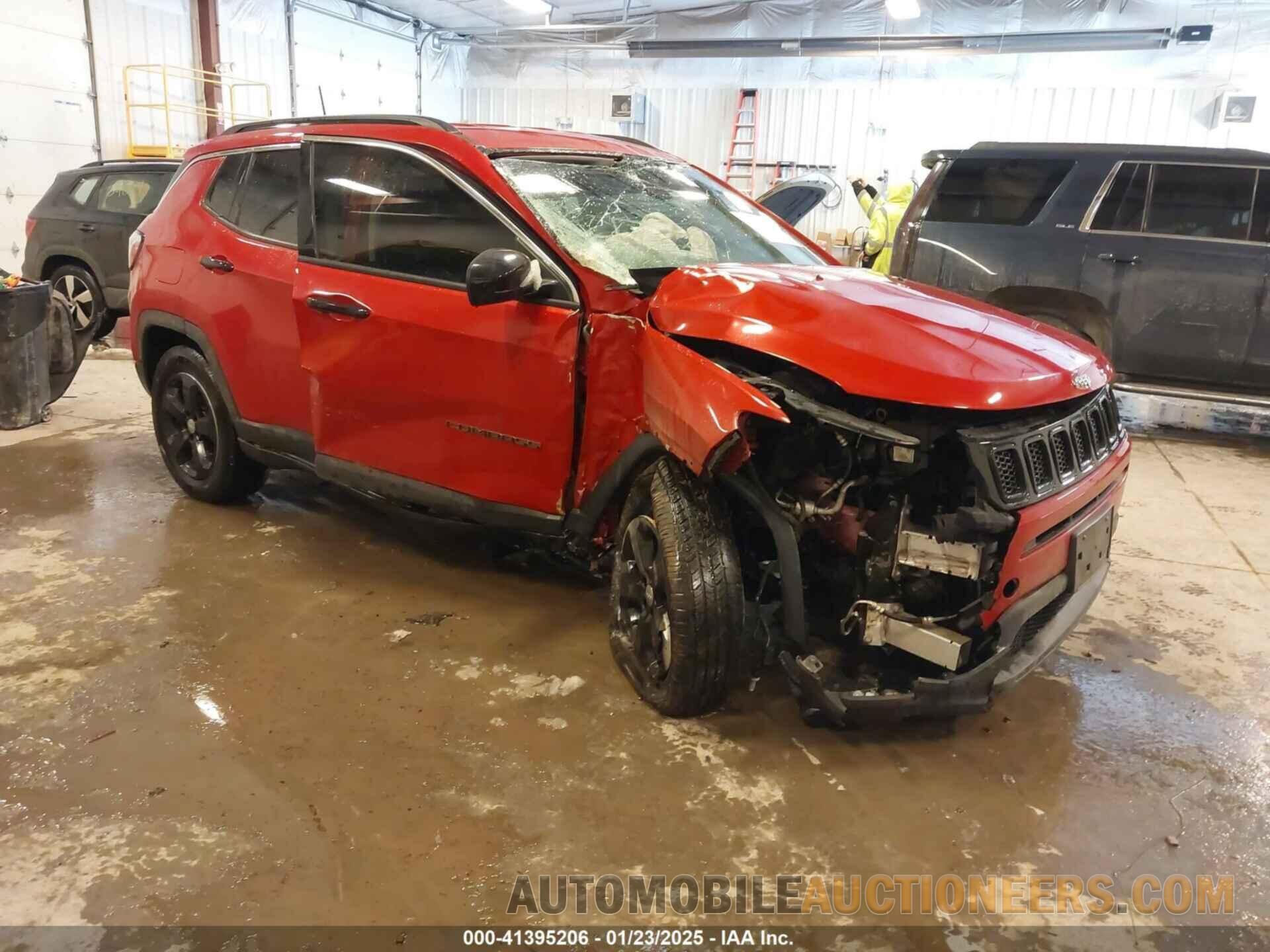 3C4NJDBB0JT191044 JEEP COMPASS 2018