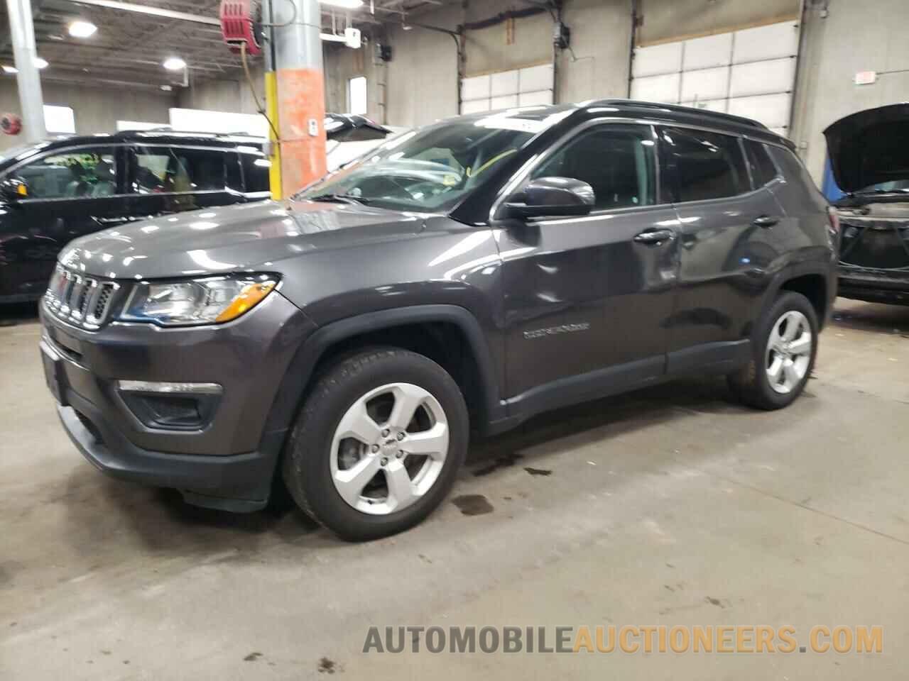 3C4NJDBB0JT245779 JEEP COMPASS 2018