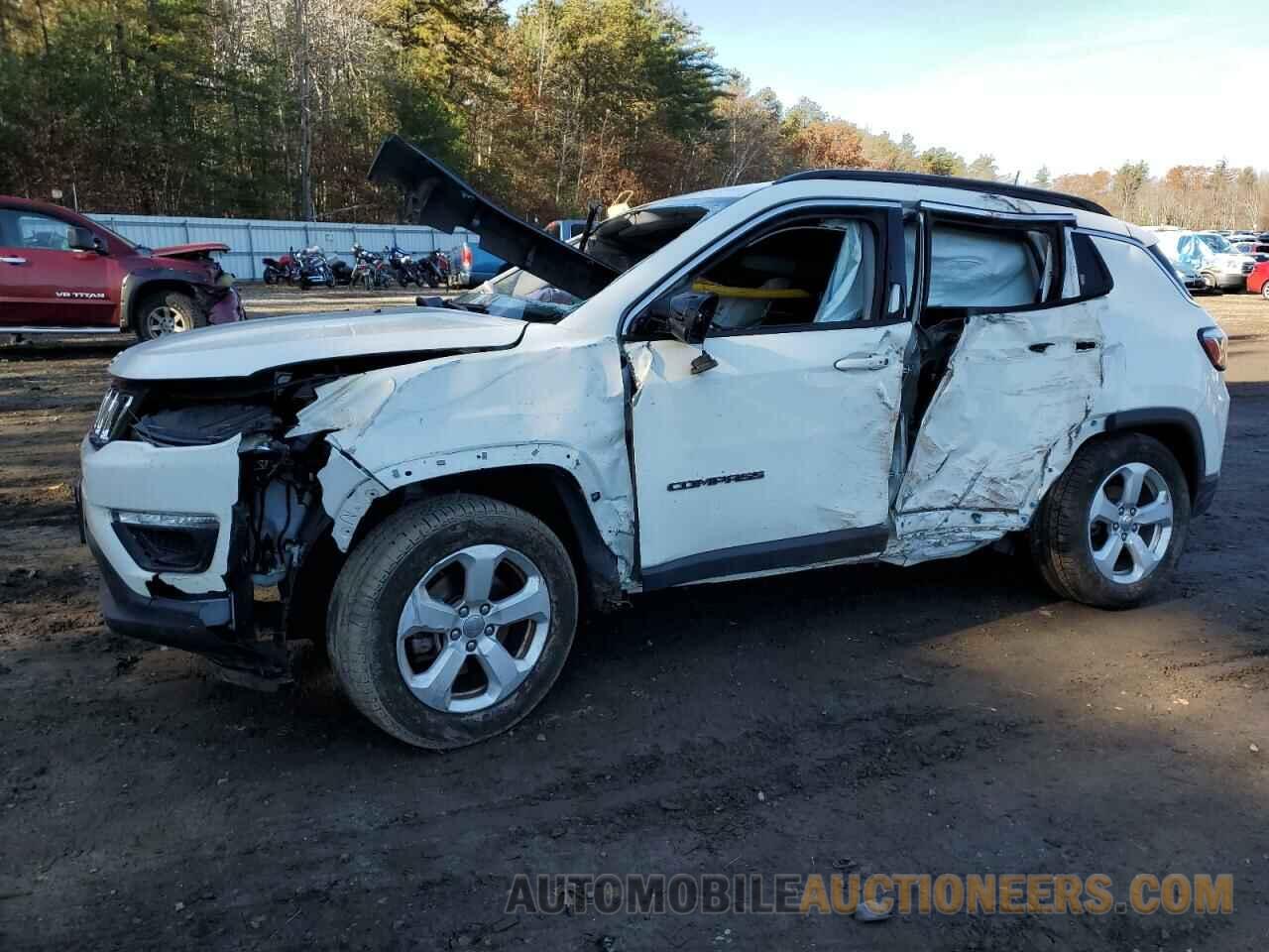 3C4NJDBB0JT434917 JEEP COMPASS 2018