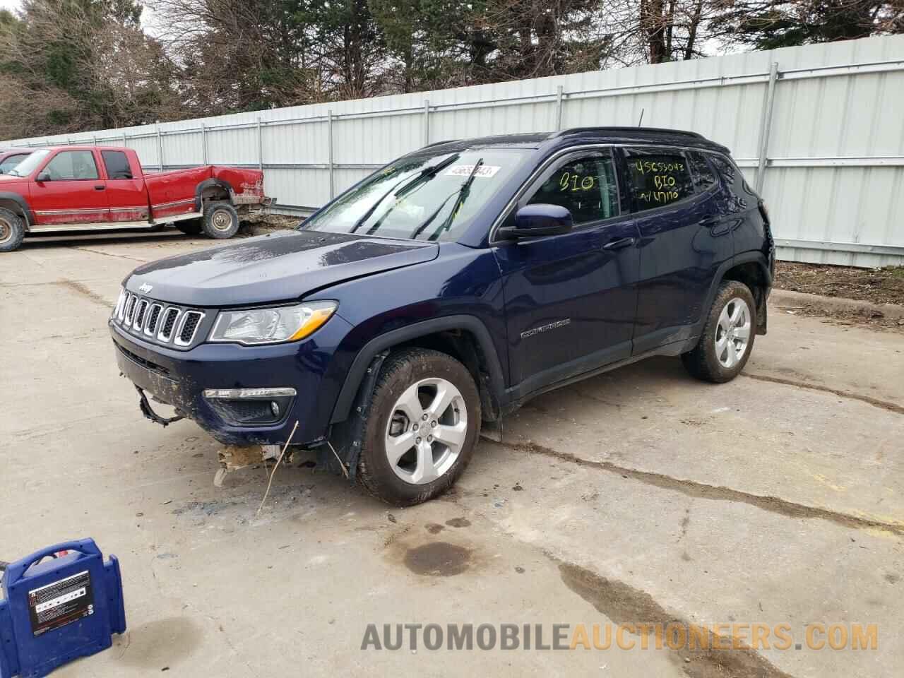 3C4NJDBB0JT493854 JEEP COMPASS 2018