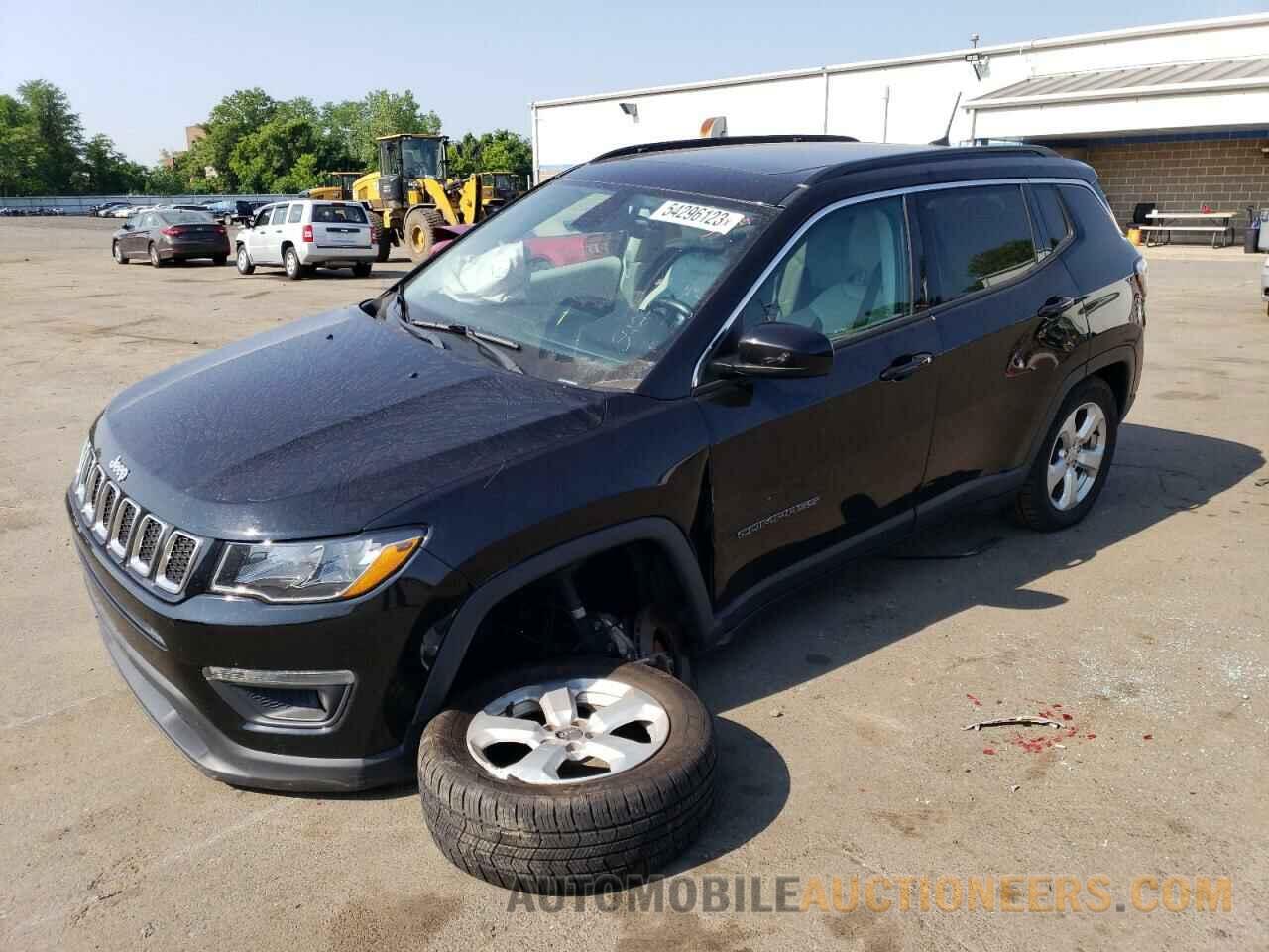 3C4NJDBB1JT144900 JEEP COMPASS 2018