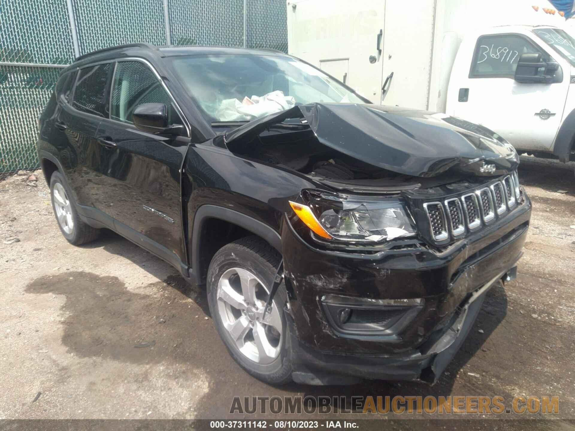 3C4NJDBB1JT223547 JEEP COMPASS 2018