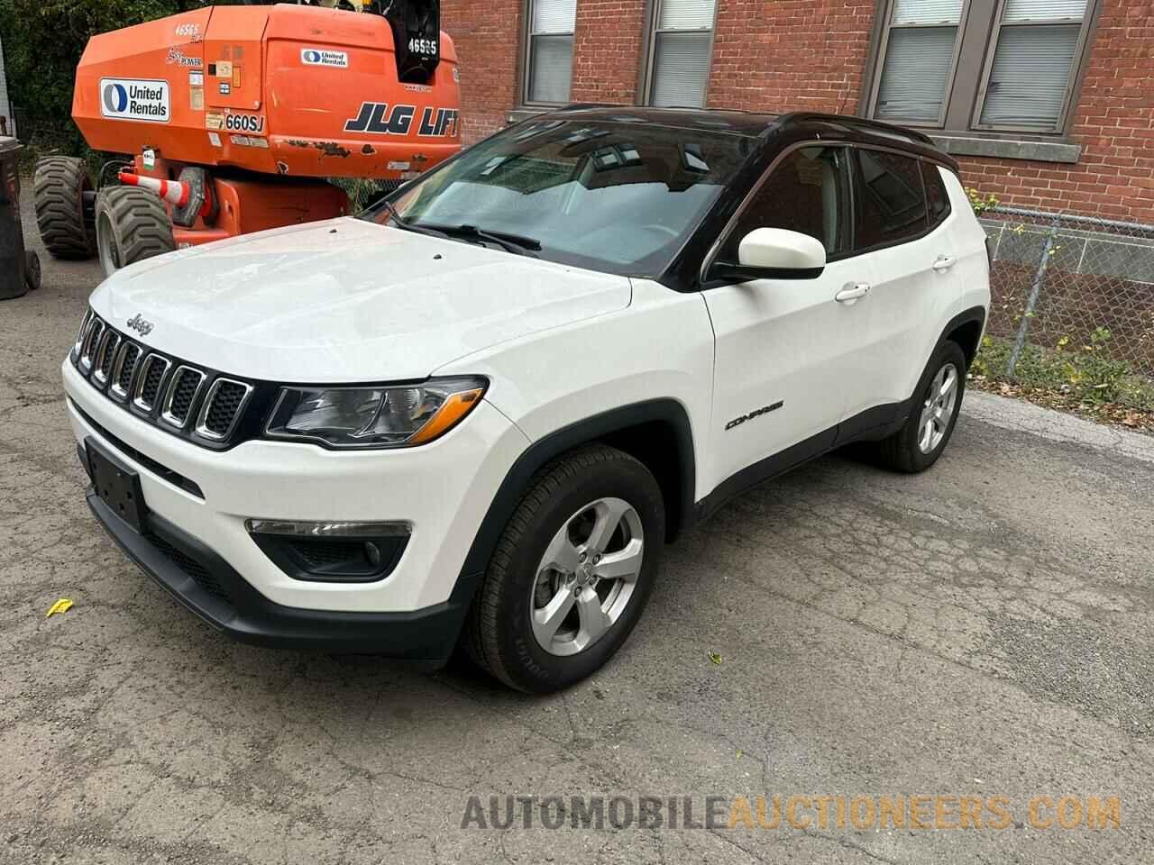 3C4NJDBB1JT232233 JEEP COMPASS 2018