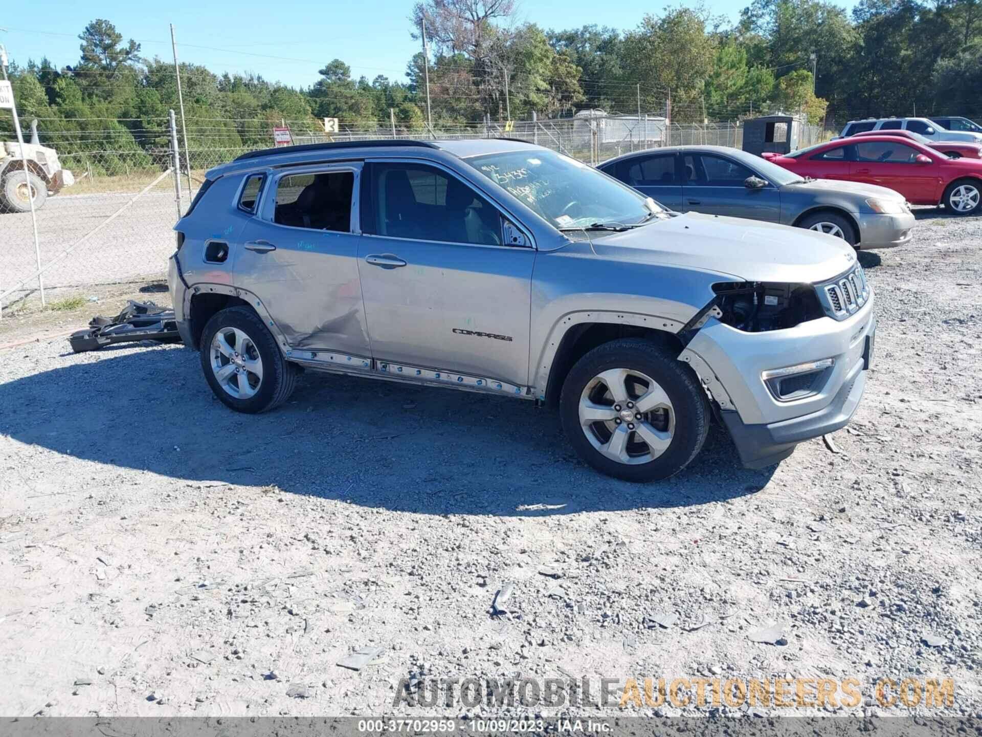 3C4NJDBB2JT101067 JEEP COMPASS 2018