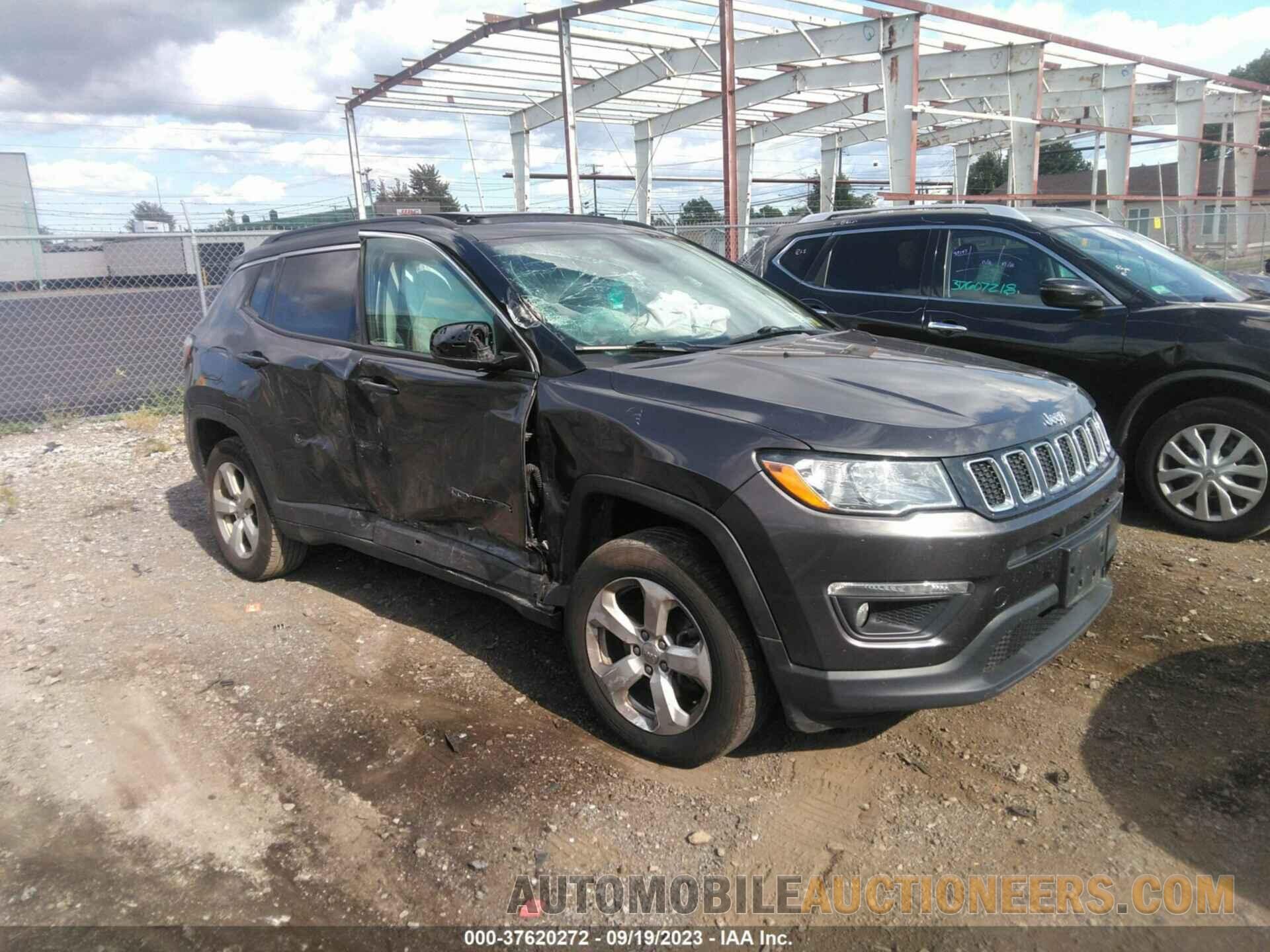 3C4NJDBB2JT113235 JEEP COMPASS 2018