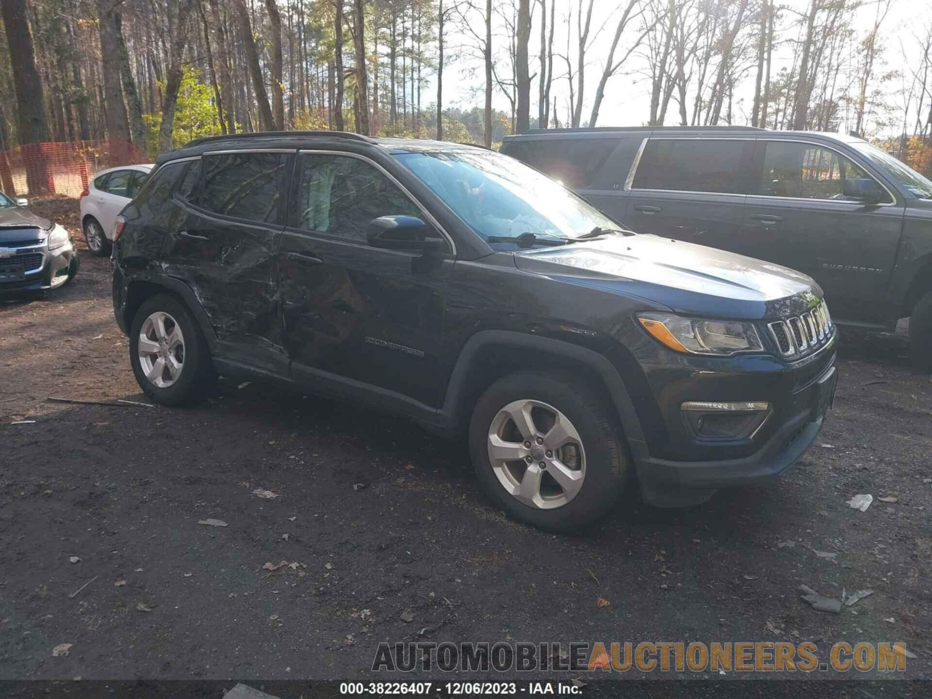 3C4NJDBB3JT211576 JEEP COMPASS 2018