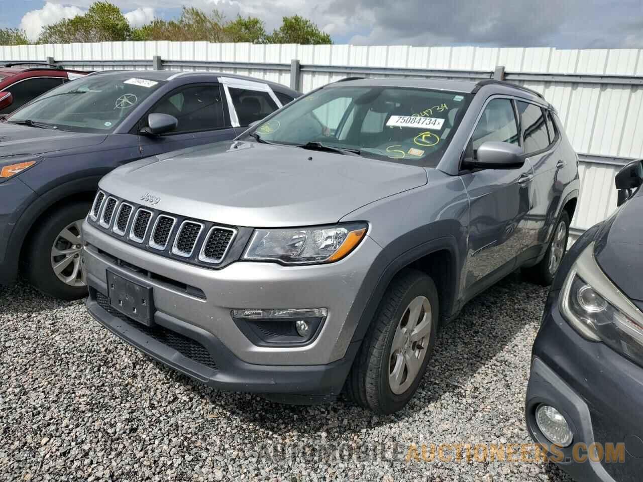 3C4NJDBB3JT262737 JEEP COMPASS 2018