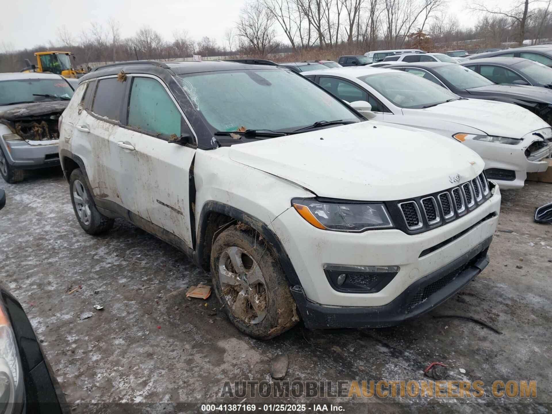 3C4NJDBB3JT307076 JEEP COMPASS 2018