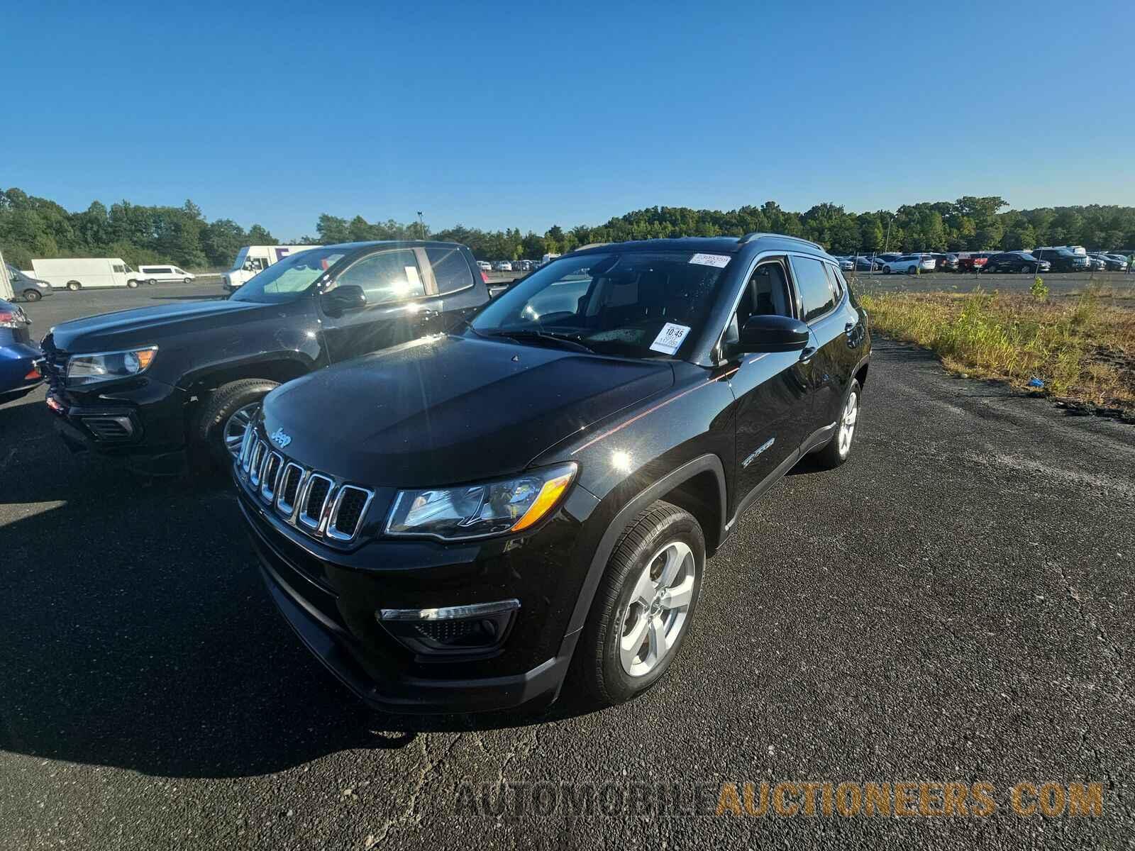 3C4NJDBB4HT679570 Jeep Compass 2017