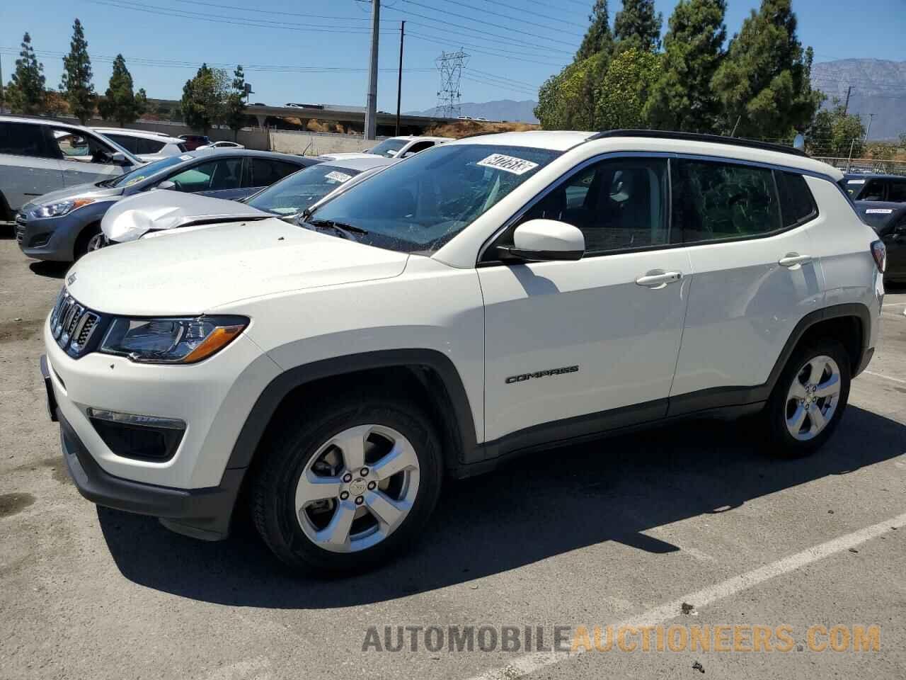 3C4NJDBB4JT252945 JEEP COMPASS 2018