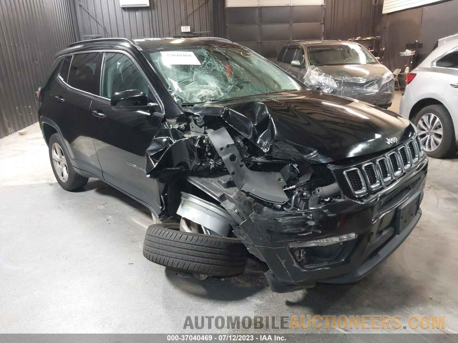 3C4NJDBB4KT806745 JEEP COMPASS 2019