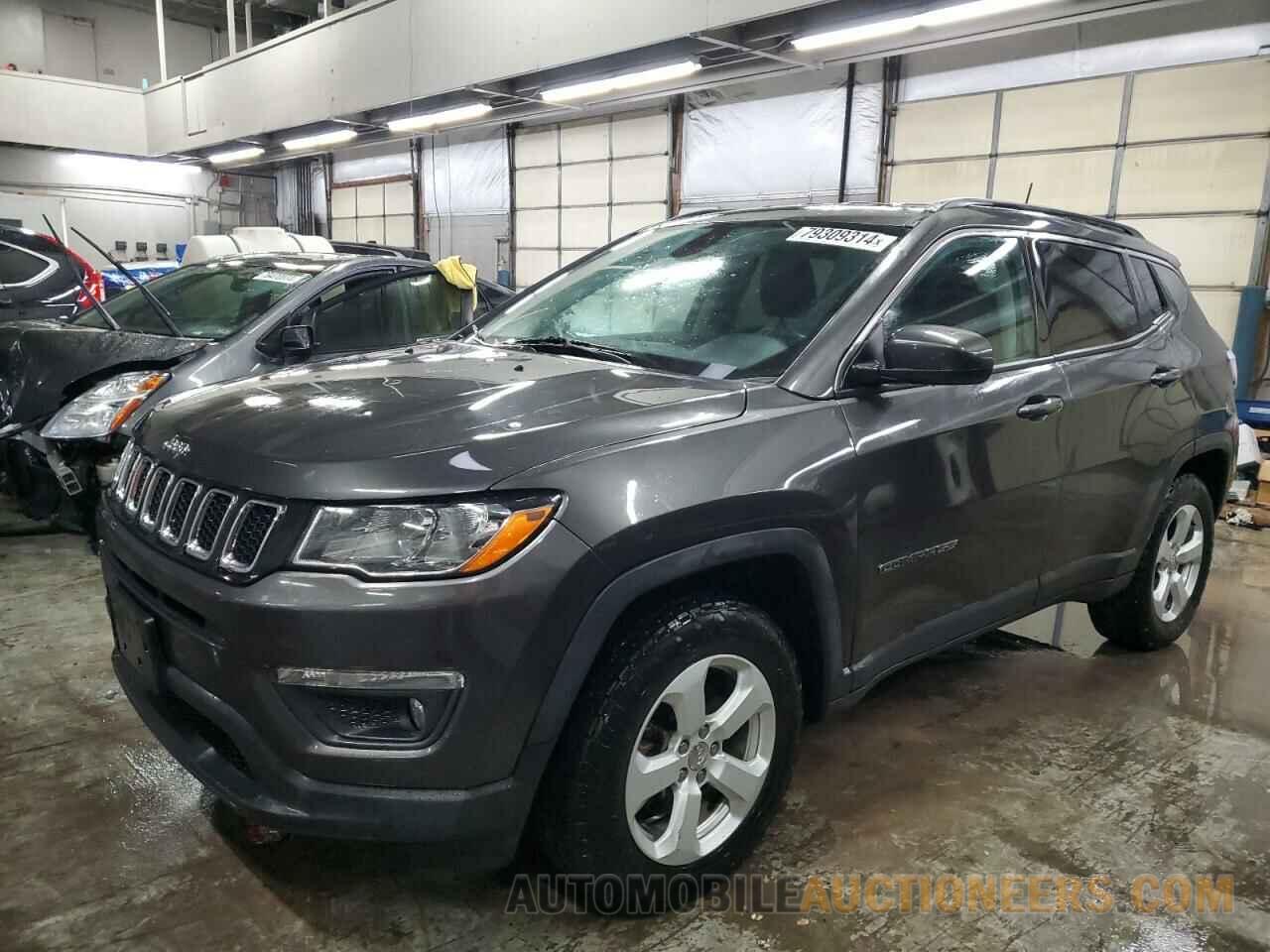 3C4NJDBB5JT457528 JEEP COMPASS 2018