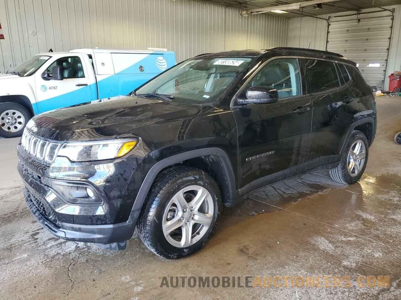 3C4NJDBB5NT233956 JEEP COMPASS 2022