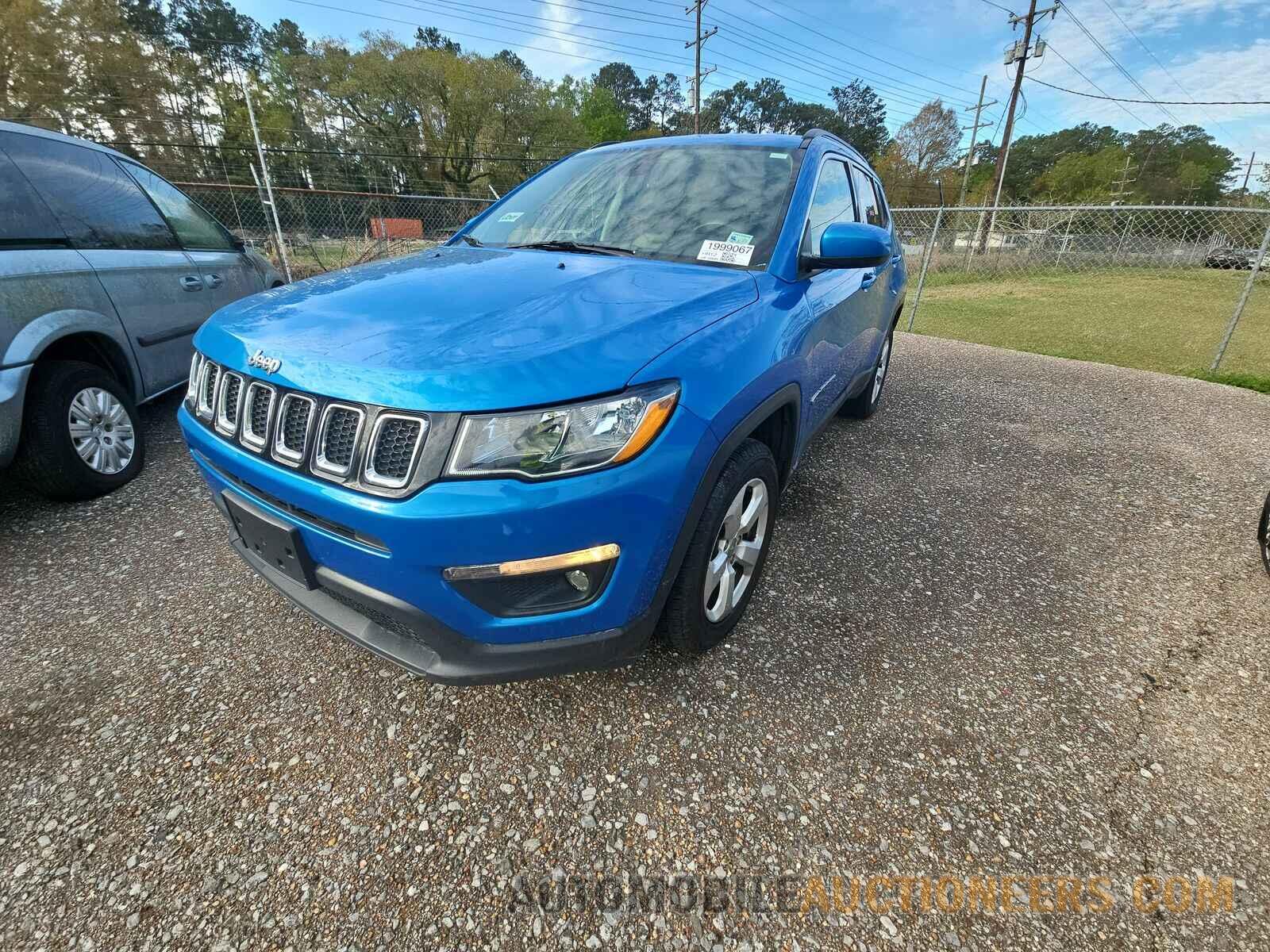 3C4NJDBB8JT201240 Jeep Compass 2018