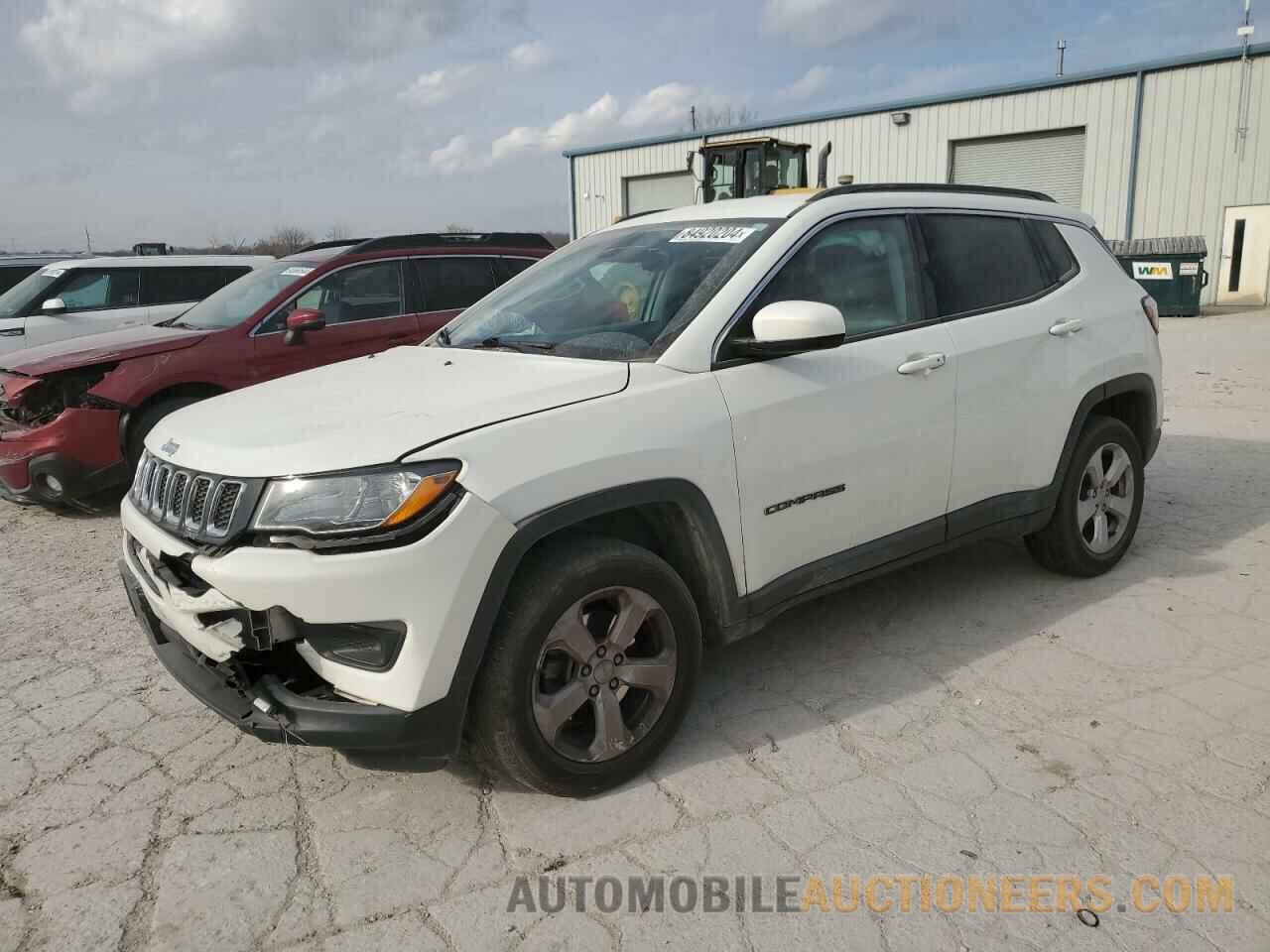 3C4NJDBB8JT327923 JEEP COMPASS 2018