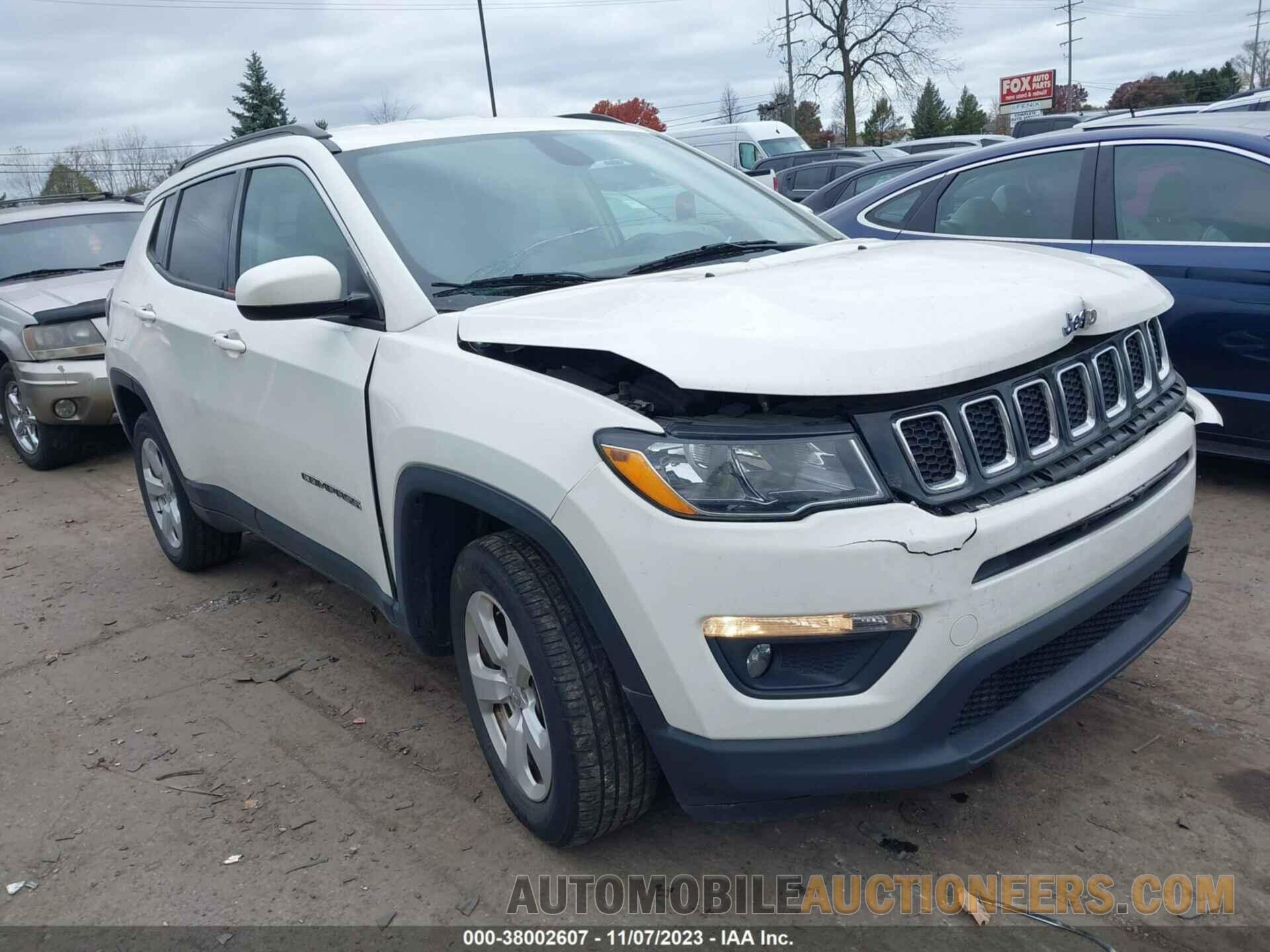 3C4NJDBB8JT423051 JEEP COMPASS 2018